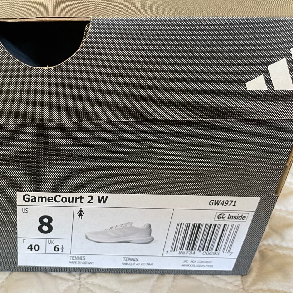 Adidas sneakers sz 8 - Picture 6 of 13